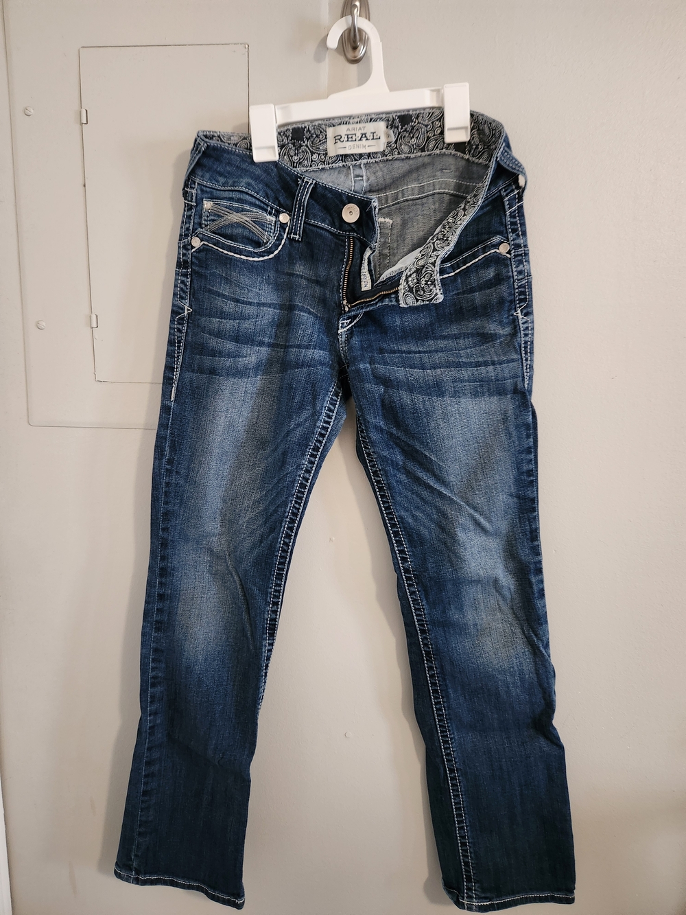 Ariat Women's Straight Leg Jeans in Distressed Dark Blue Wash